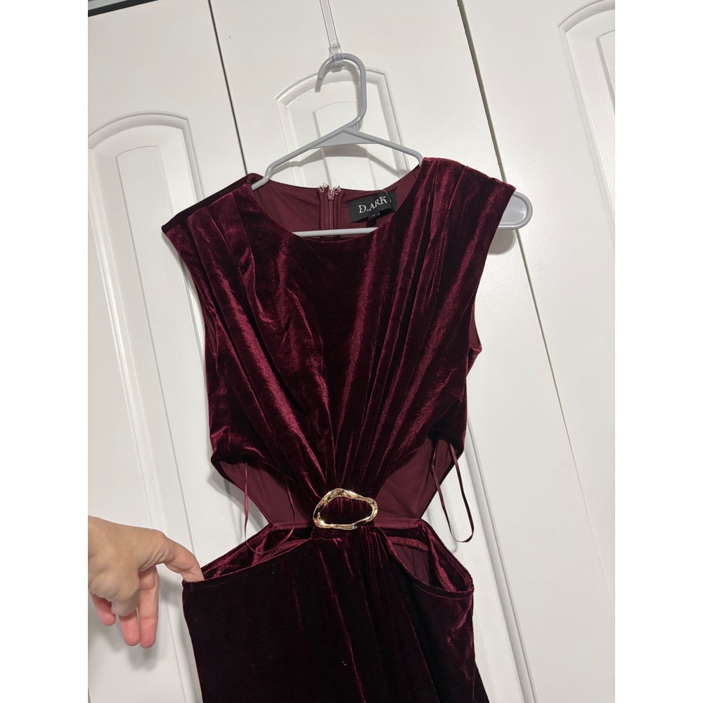 D.ARK Dress Velvet Cutout Burgundy Gold Hardware Midi M NWOT Aesthetic - Picture 7 of 12